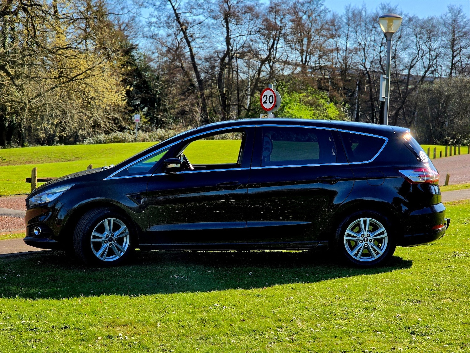 Used Ford S-Max 2018 for sale - 77974737: Photo 4