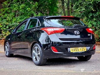 Used Hyundai i30 2015 for sale - 75655943: Photo