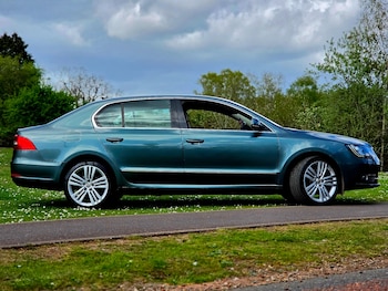 Used Skoda Superb 2013 for sale - 78218203: Photo
