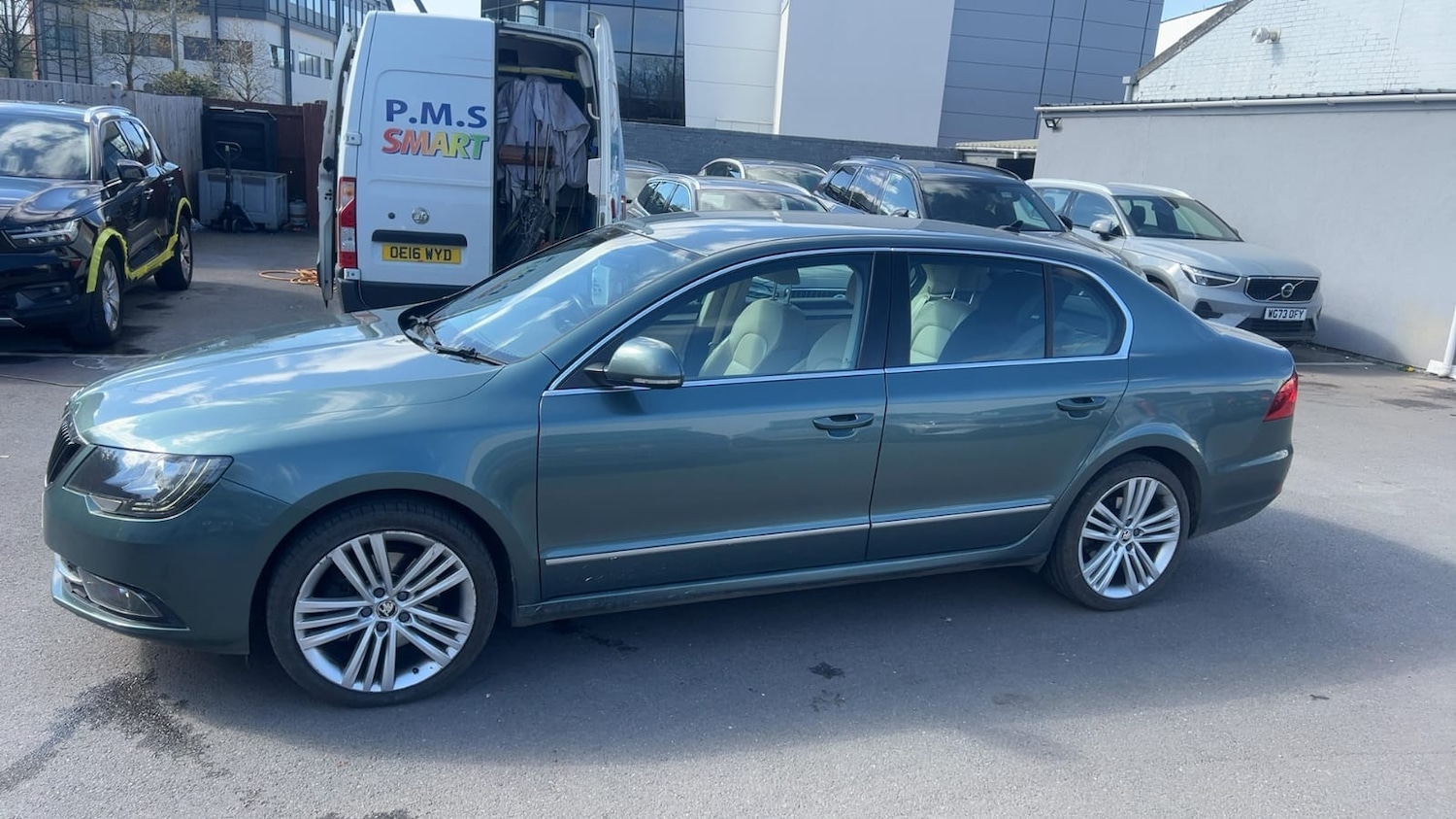 Used Skoda Superb 2013 for sale - 78218203: Photo 4