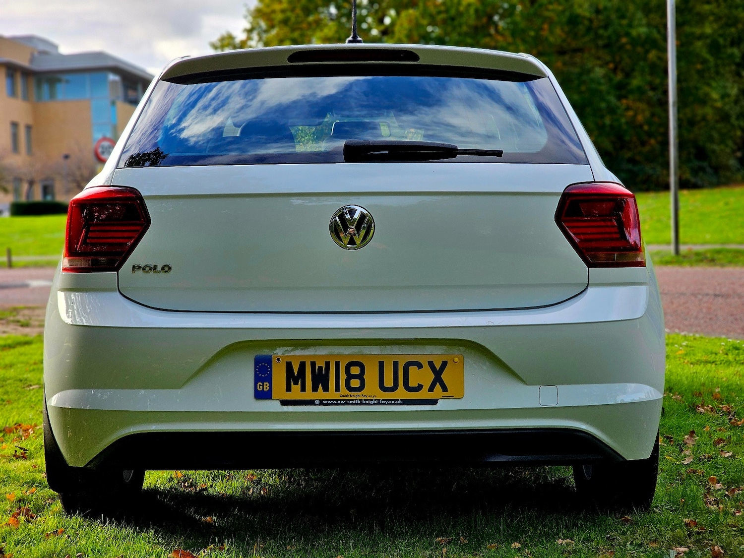 Used Volkswagen Polo 2018 for sale - 76382763: Photo 6