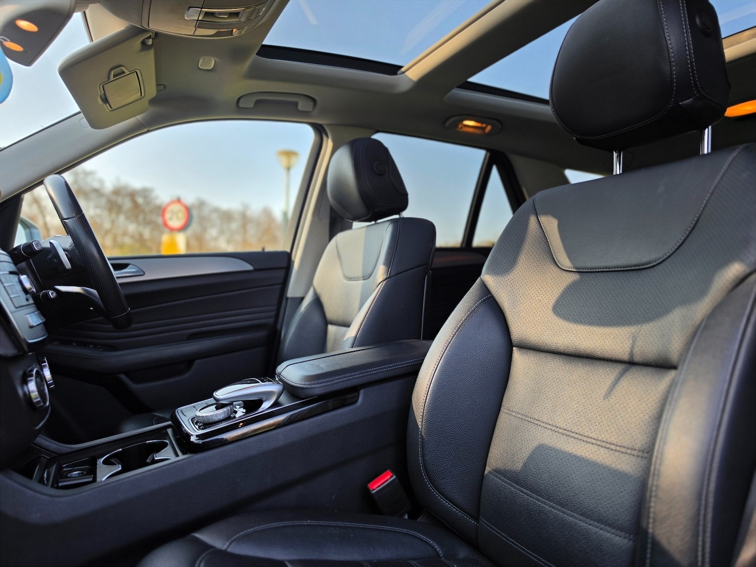 Used Mercedes-Benz GLE 2017 for sale - 77946428: Photo 12