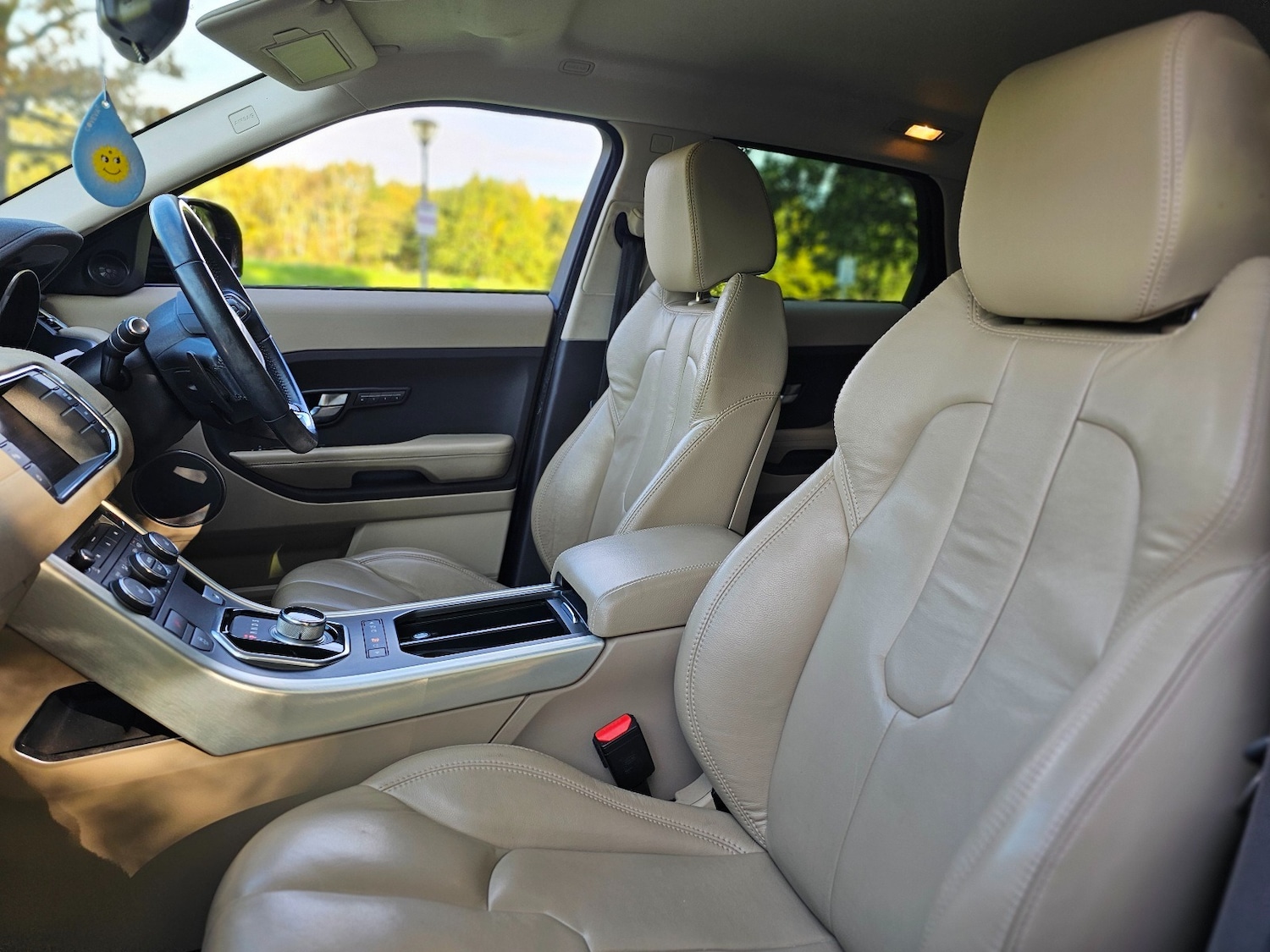 Used Land Rover Range Rover Evoque 2012 for sale - 76335008: Photo 13