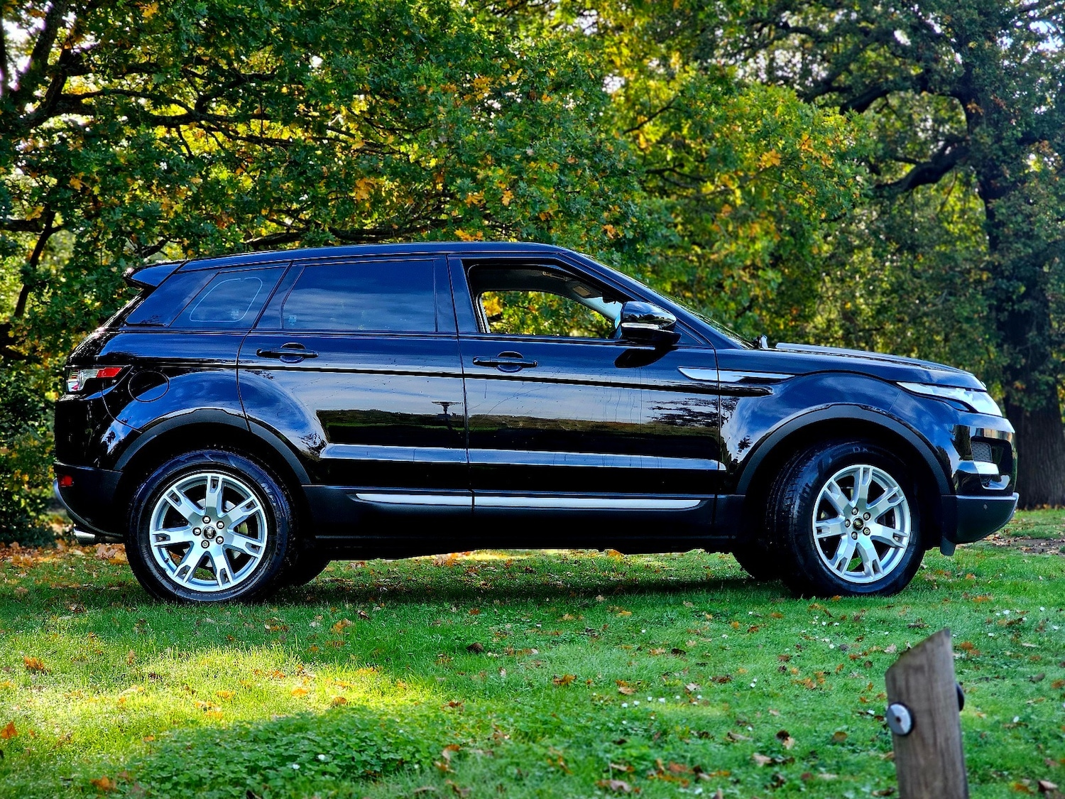Used Land Rover Range Rover Evoque 2012 for sale - 76335008: Photo 3