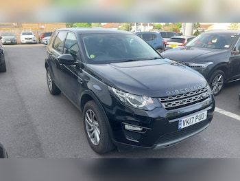 Used Land Rover Discovery Sport 2017 for sale - 78505909: Photo