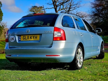 Used Skoda Octavia 2011 for sale - 77350409: Photo