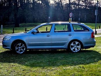 Used Skoda Octavia 2011 for sale - 77350409: Photo