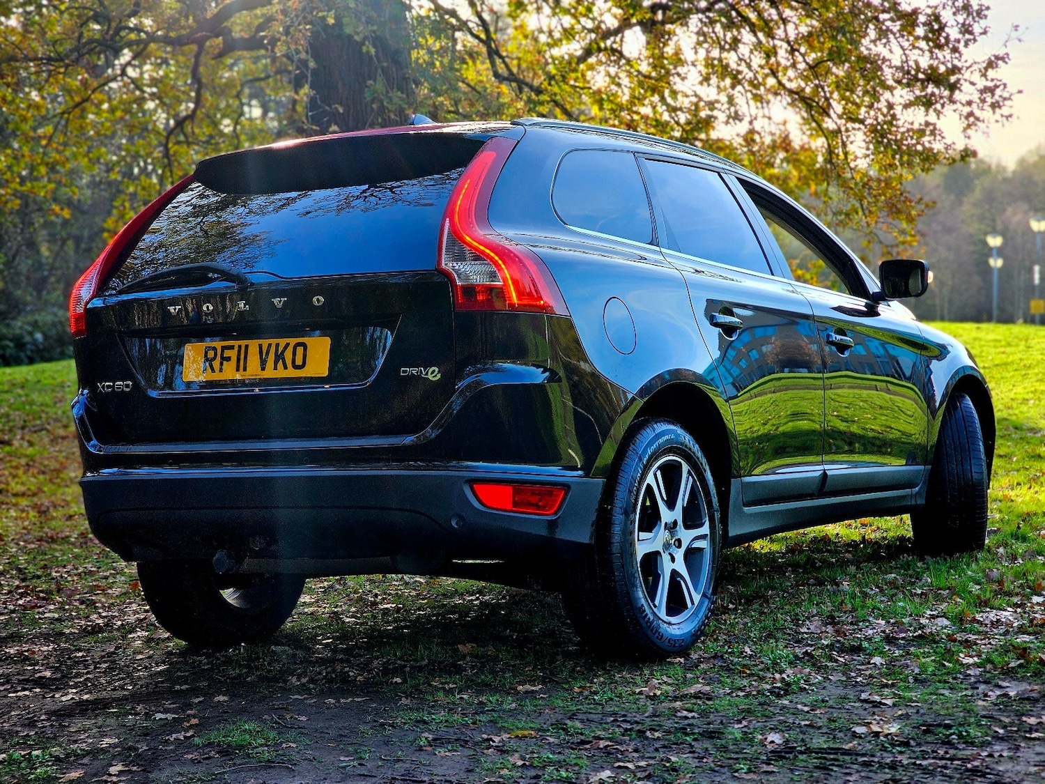 Used Volvo XC60 2011 for sale - 76707197: Photo 2