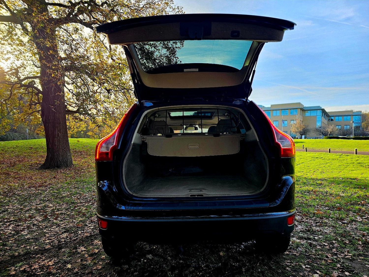 Used Volvo XC60 2011 for sale - 76707197: Photo 7