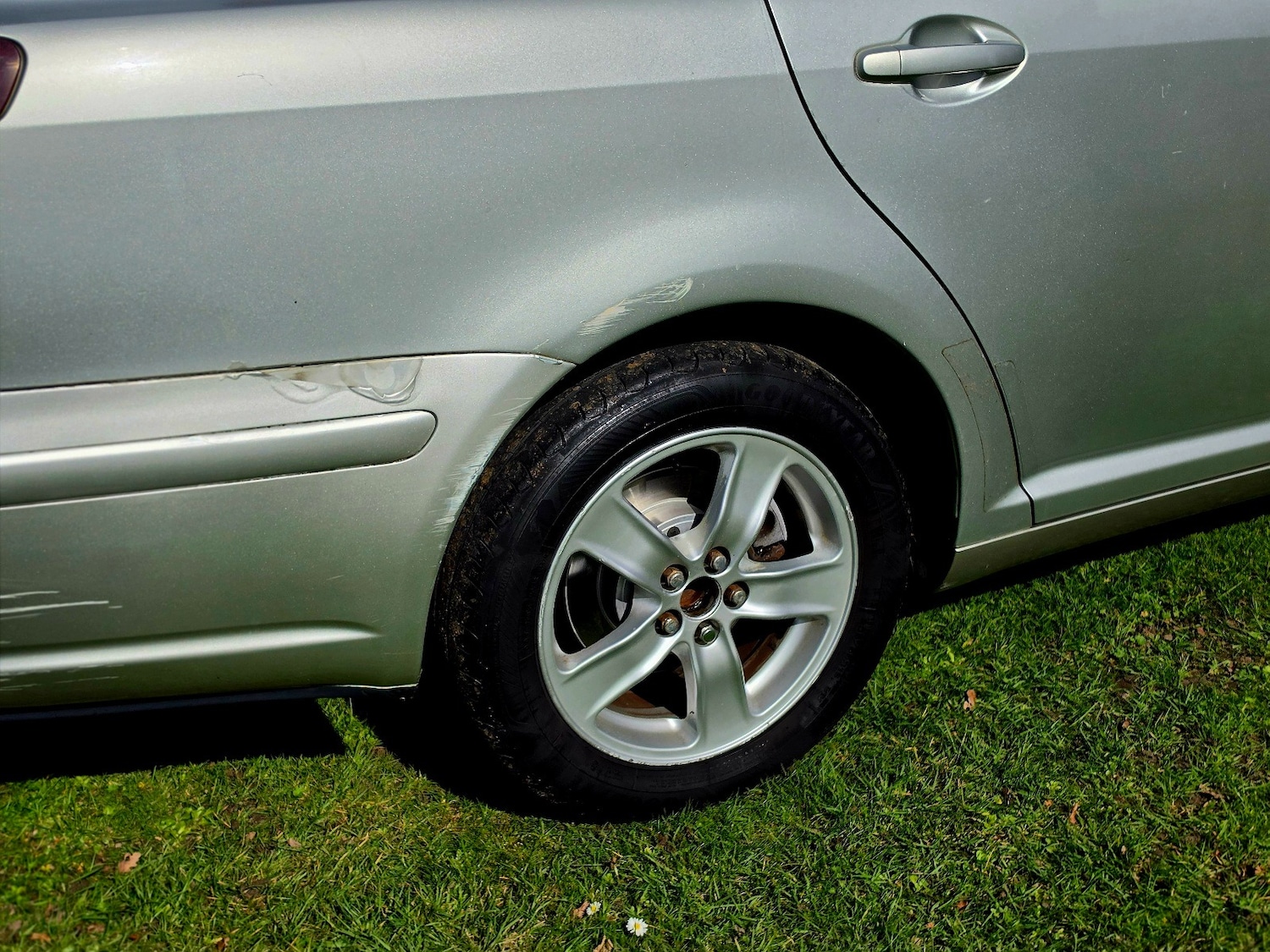 Used Toyota Avensis 2007 for sale - 77916190: Photo 17