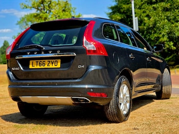 Used Volvo XC60 2016 for sale - 79262165: Photo