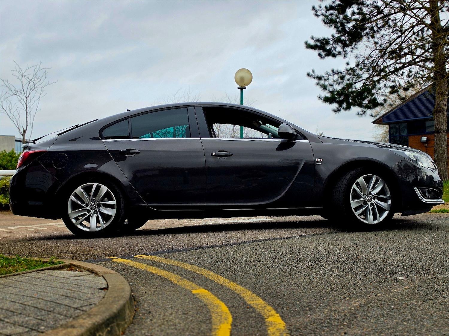 Used Vauxhall Insignia 2014 for sale - 78039054: Photo 3