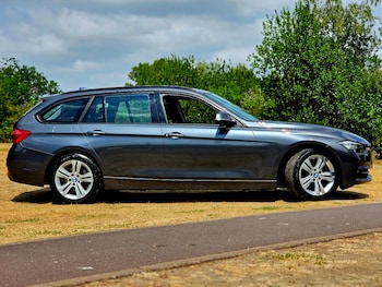 Used BMW 3 Series 2017 for sale - 79205864: Photo