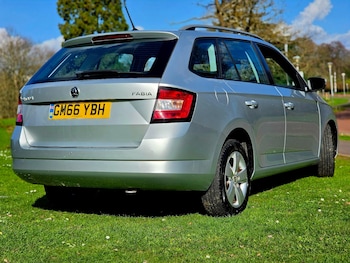 Used Skoda Fabia 2017 for sale - 77889325: Photo