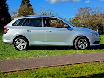 Used Skoda Fabia 2017 for sale - 77889325: Photo