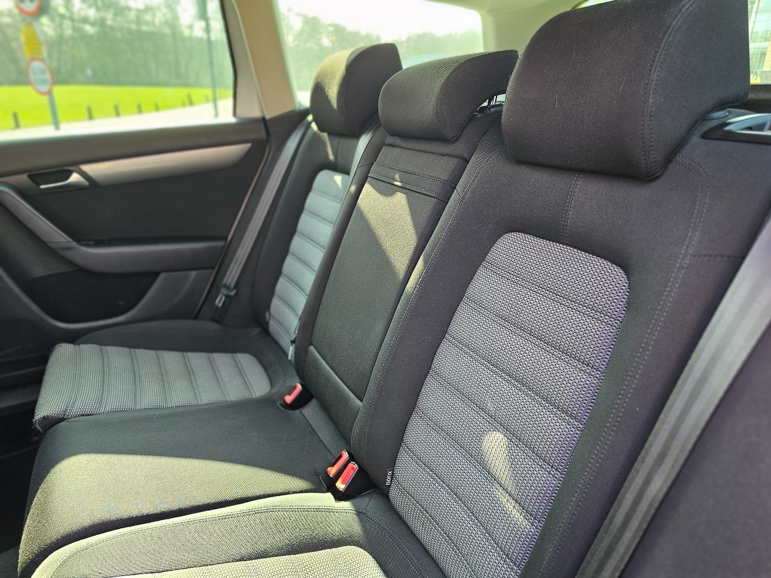 Used Volkswagen Passat 2011 for sale - 77743021: Photo 14