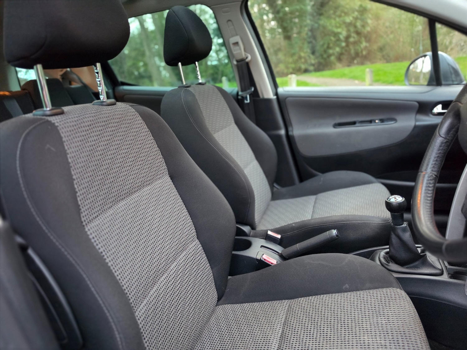 Used Peugeot 207 2010 for sale - 78022179: Photo 11