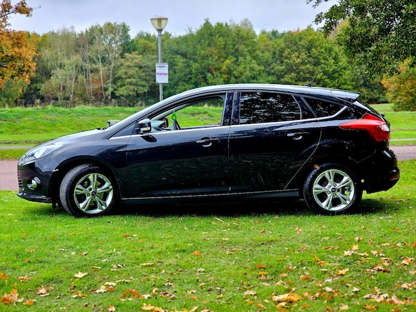 Used Ford Focus 2012 for sale - 76271576: Photo 4