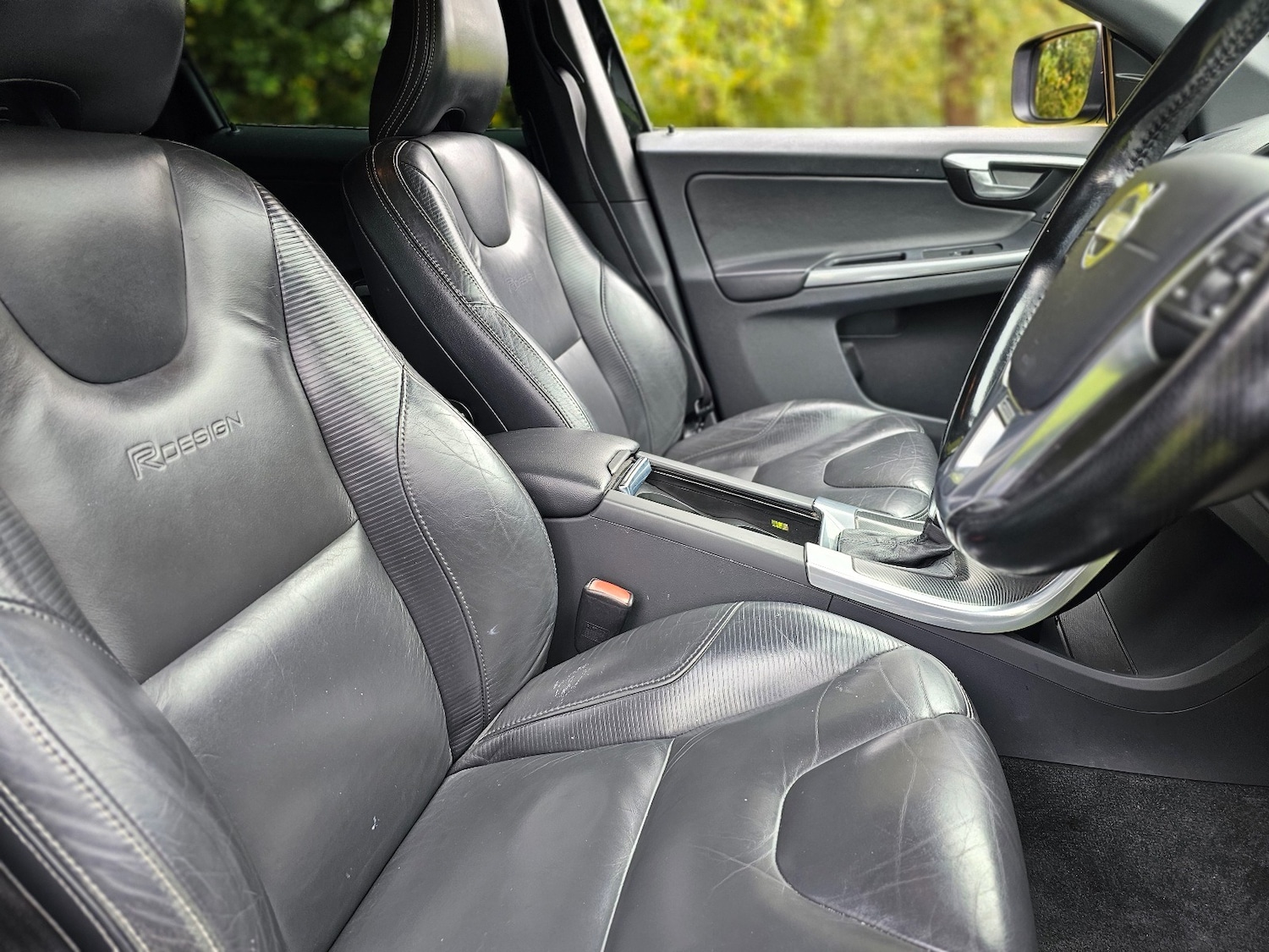 Used Volvo XC60 2012 for sale - 76329941: Photo 11