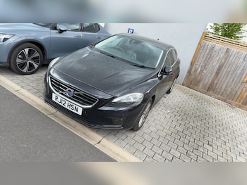 Used Volvo V40 2012 for sale - 78732576: Photo