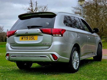 Used Mitsubishi Outlander 2019 for sale - 77997035: Photo