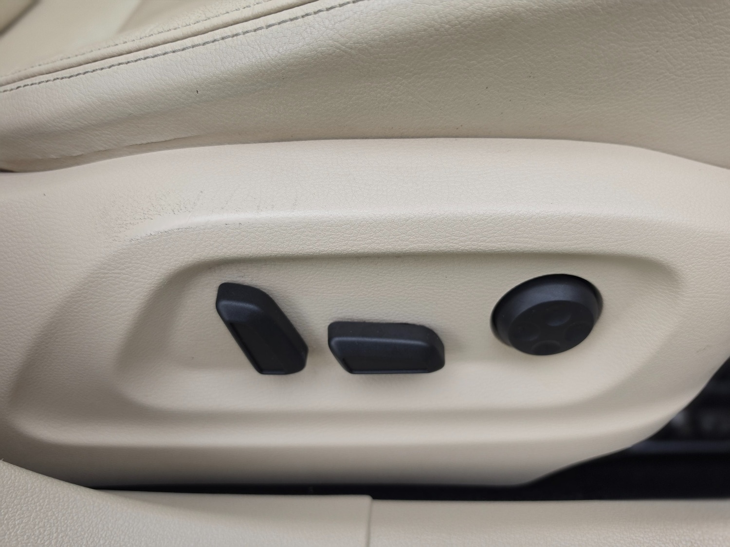 Used Volkswagen Tiguan 2015 for sale - 78122106: Photo 19