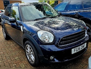 2016 (16) - 1.6 Cooper 5dr Petrol Manual Suv Ulez Compliant
