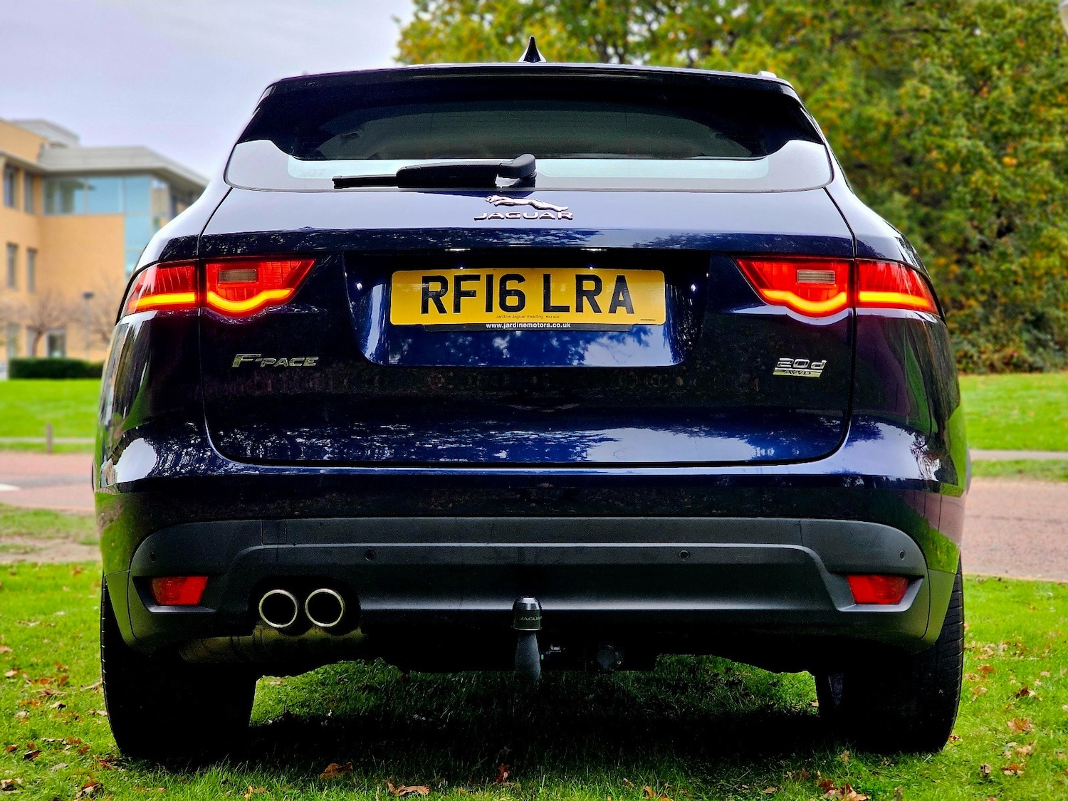 Used Jaguar F-Pace 2016 for sale - 76379596: Photo 6