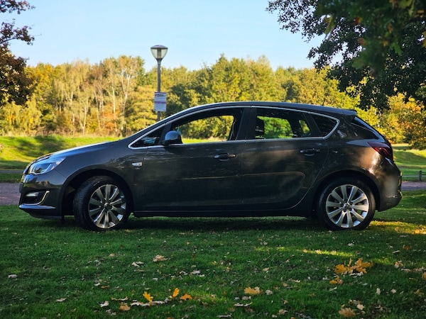 Used Vauxhall Astra 2014 for sale - 76212131: Photo 4