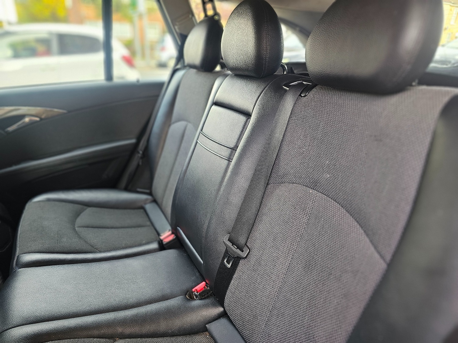 Used Mercedes-Benz E Class 2009 for sale - 76390296: Photo 15