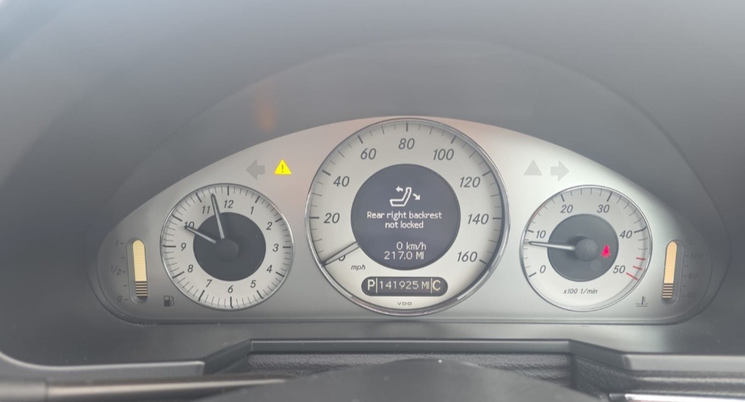 Used Mercedes-Benz E Class 2009 for sale - 76390296: Photo 17