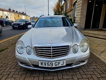 Used Mercedes-Benz E Class 2009 for sale - 76390296: Photo