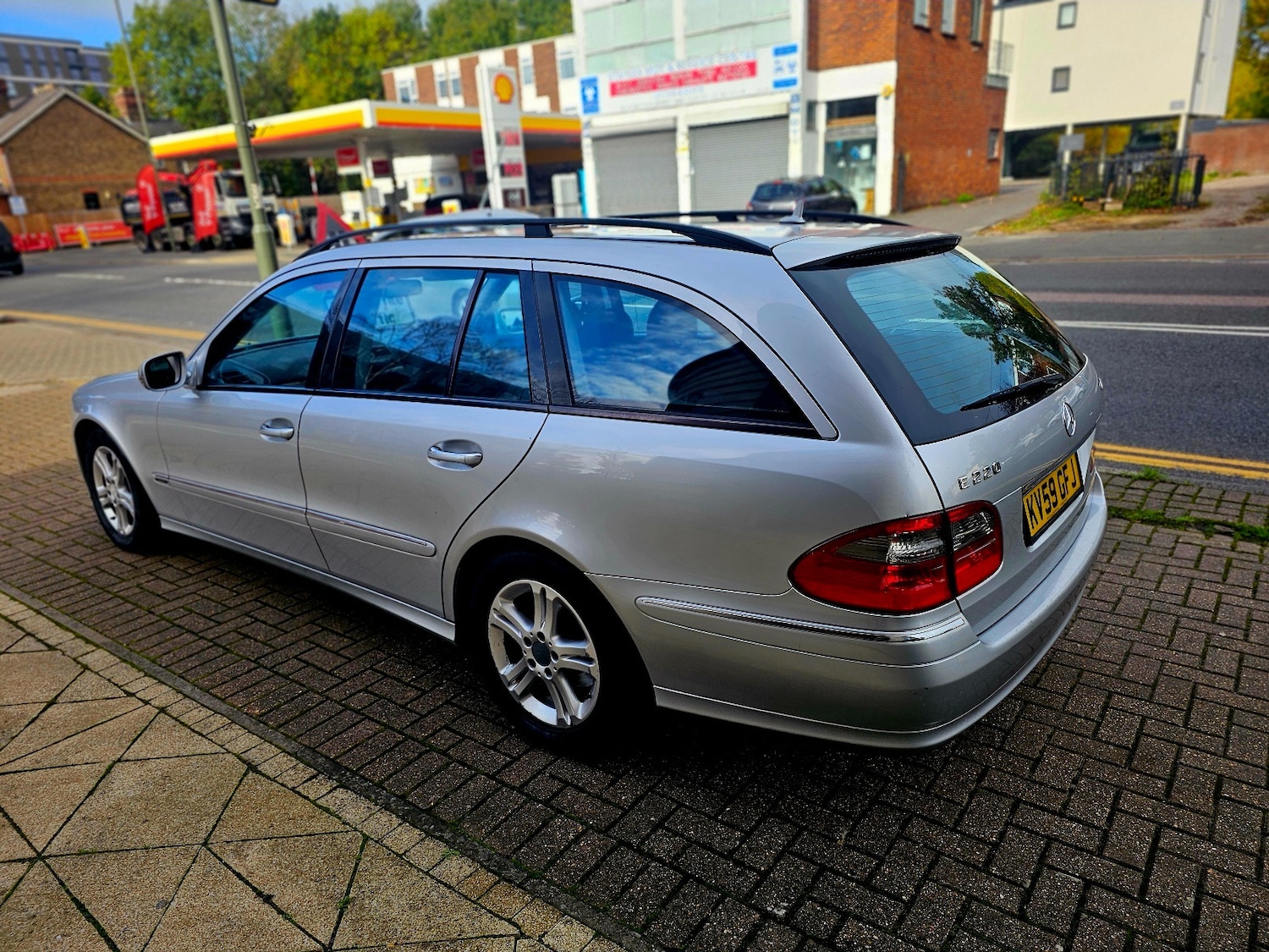 Used Mercedes-Benz E Class 2009 for sale - 76390296: Photo 5