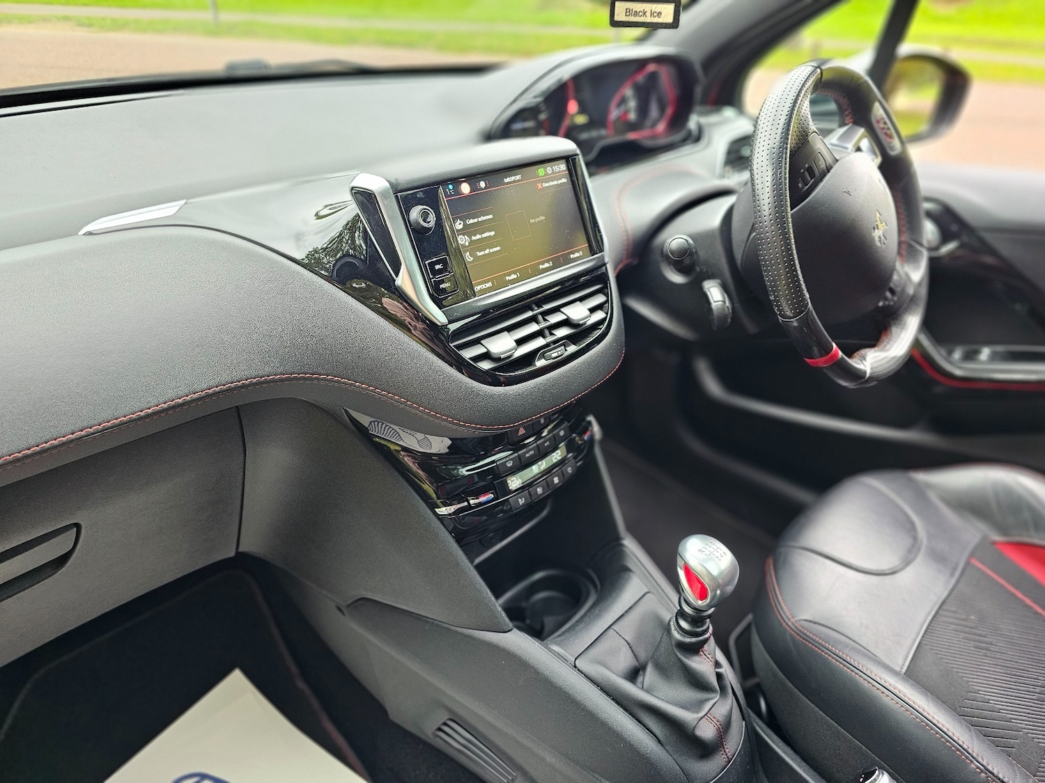 Used Peugeot 208 2017 for sale - 76379279: Photo 13