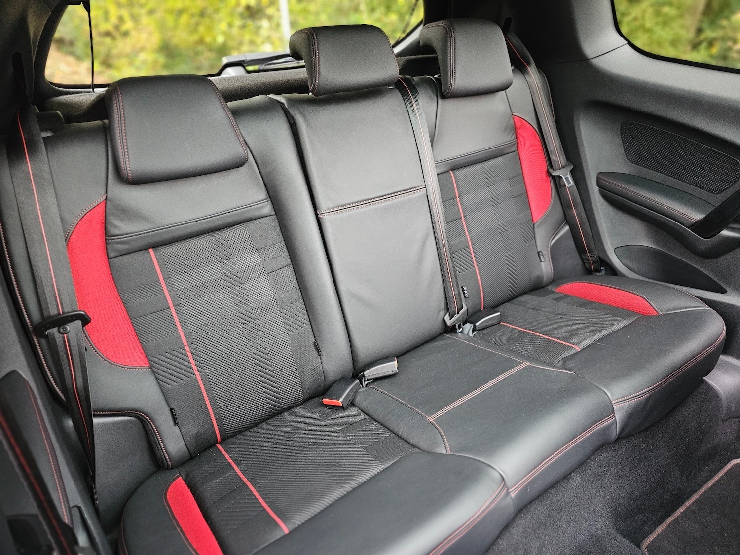 Used Peugeot 208 2017 for sale - 76379279: Photo 17