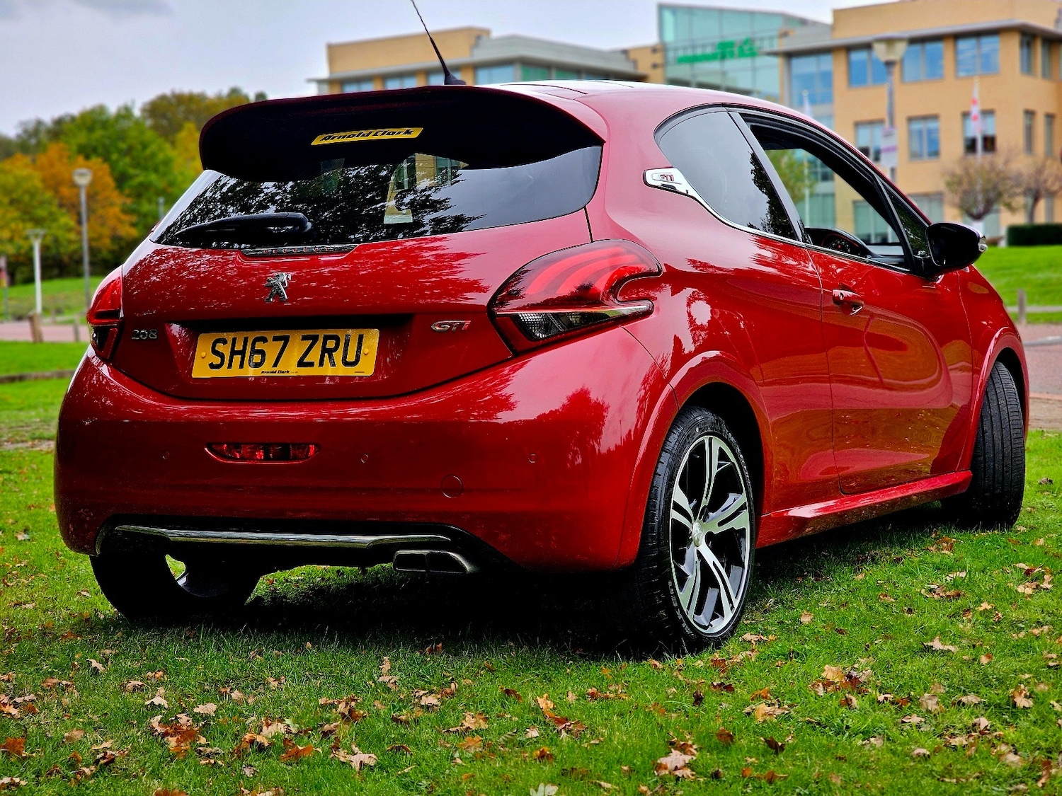 Used Peugeot 208 2017 for sale - 76379279: Photo 2