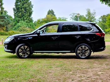 Used Mitsubishi Outlander 2015 for sale - 75383542: Photo