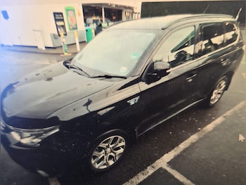 Used Mitsubishi Outlander 2015 for sale - 77656507: Photo