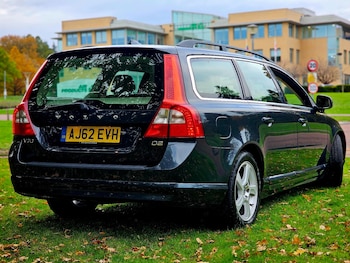 Used Volvo V70 2013 for sale - 76477552: Photo