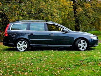 Used Volvo V70 2013 for sale - 76477552: Photo