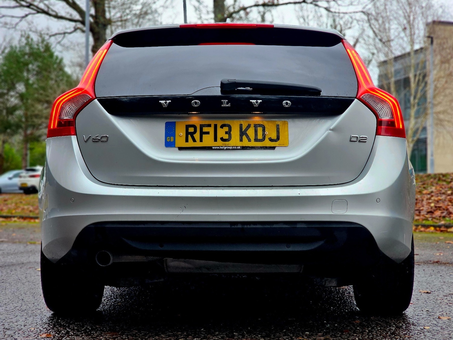 Used Volvo V60 2013 for sale - 76897209: Photo 5