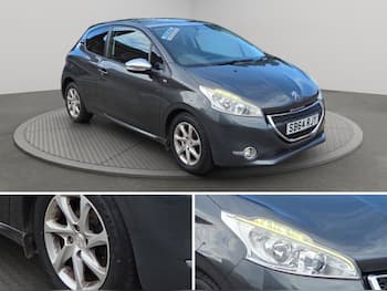 Used Peugeot 208 2014 for sale - 79399611: Photo