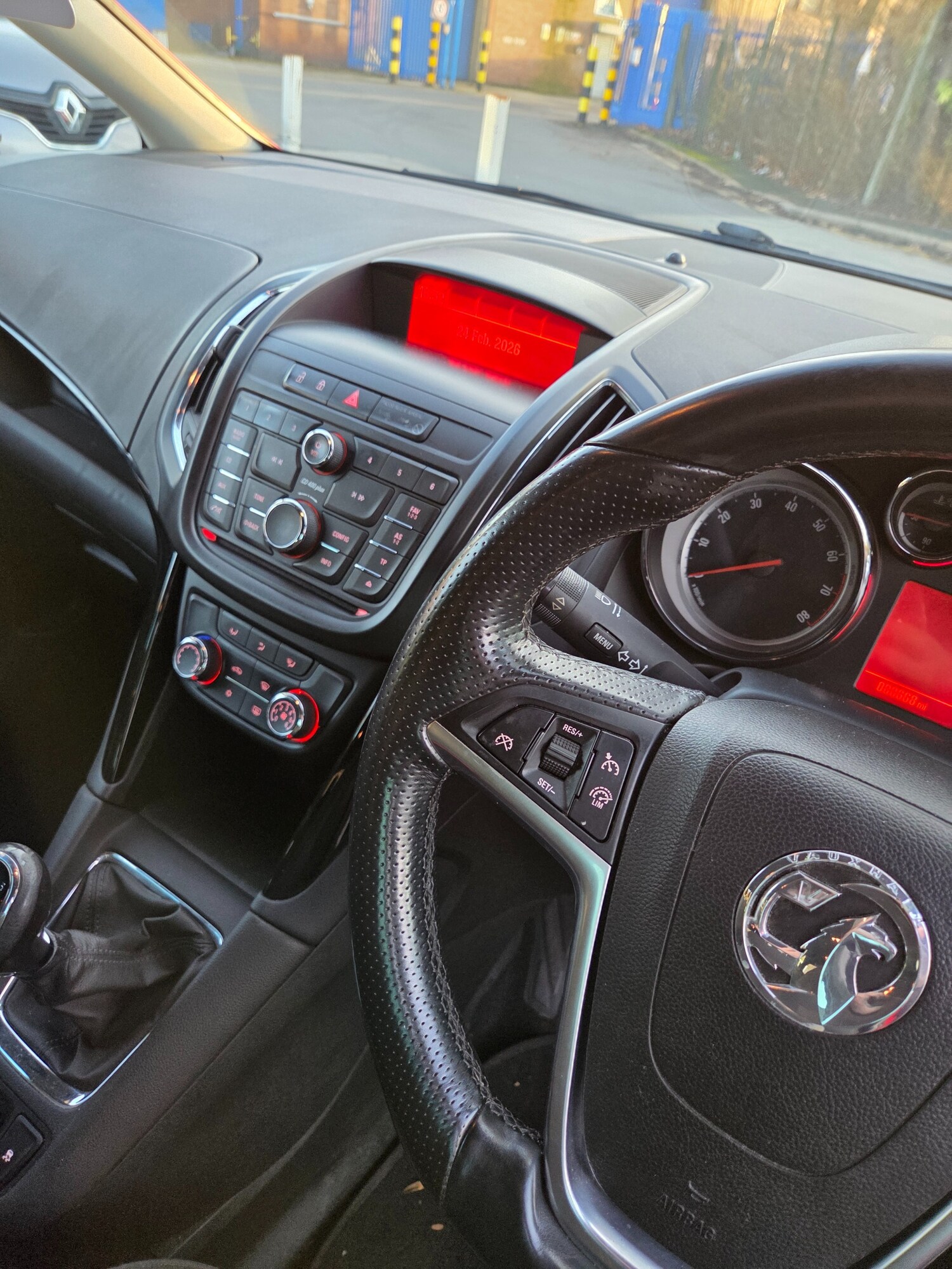 Used Vauxhall Zafira 2015 for sale - 78011150: Photo 6