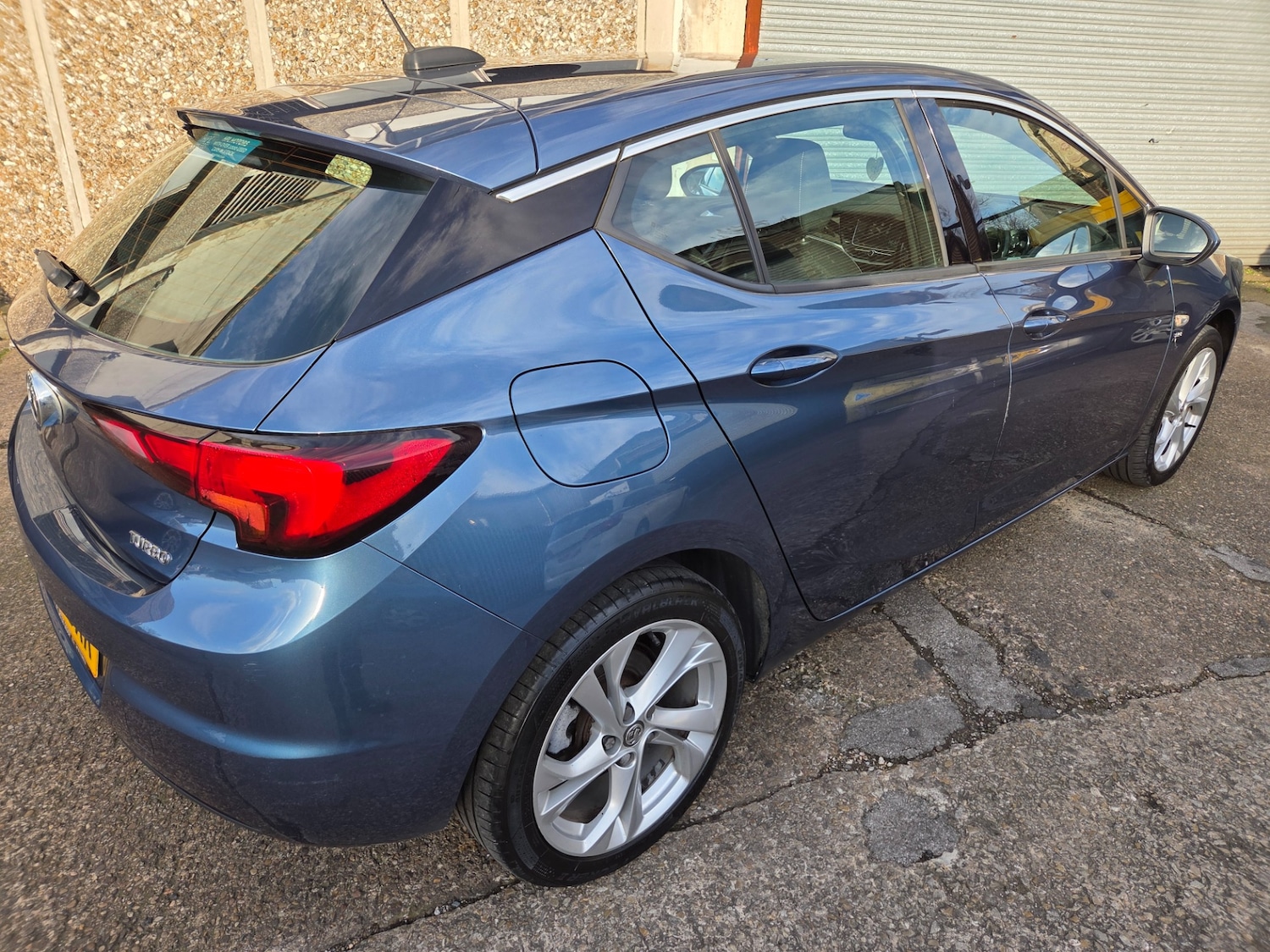 Used Vauxhall Astra 2016 for sale - 78018575: Photo 3