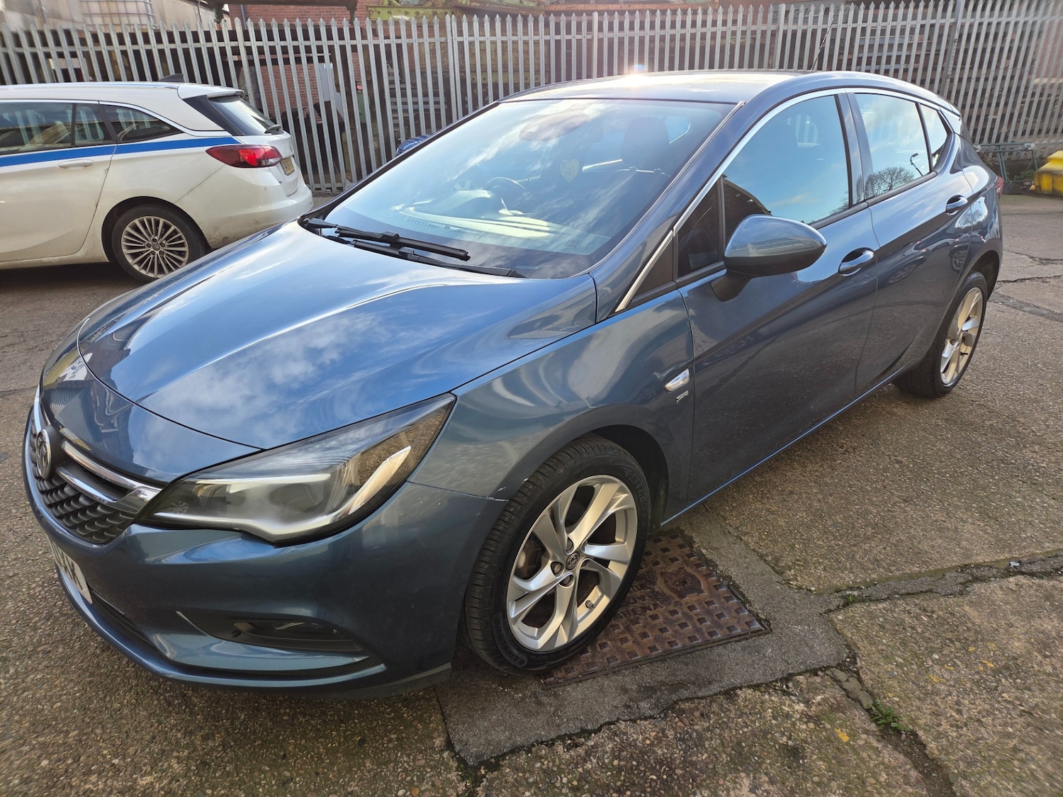 Used Vauxhall Astra 2016 for sale - 78018575: Photo 6