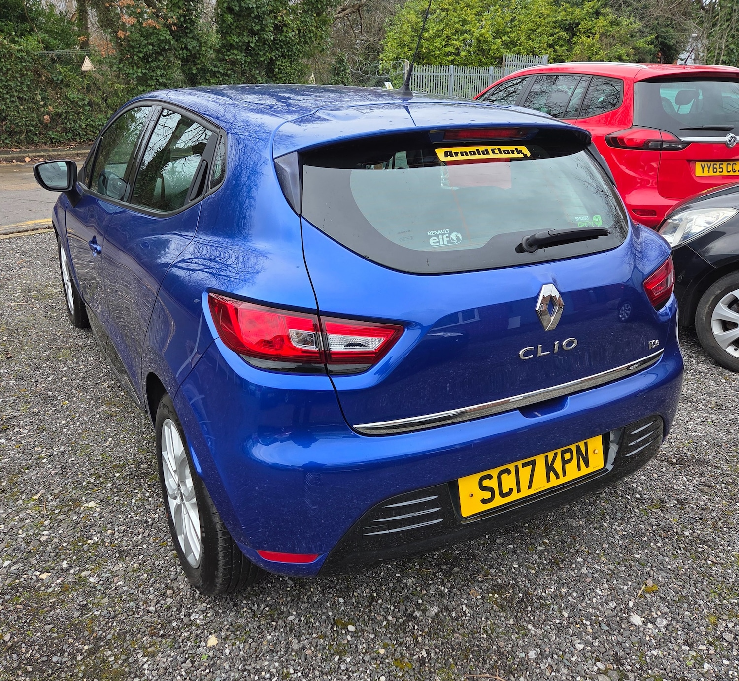 Used Renault Clio 2017 for sale - 78032044: Photo 2