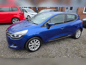 Used Renault Clio 2017 for sale - 78032044: Photo