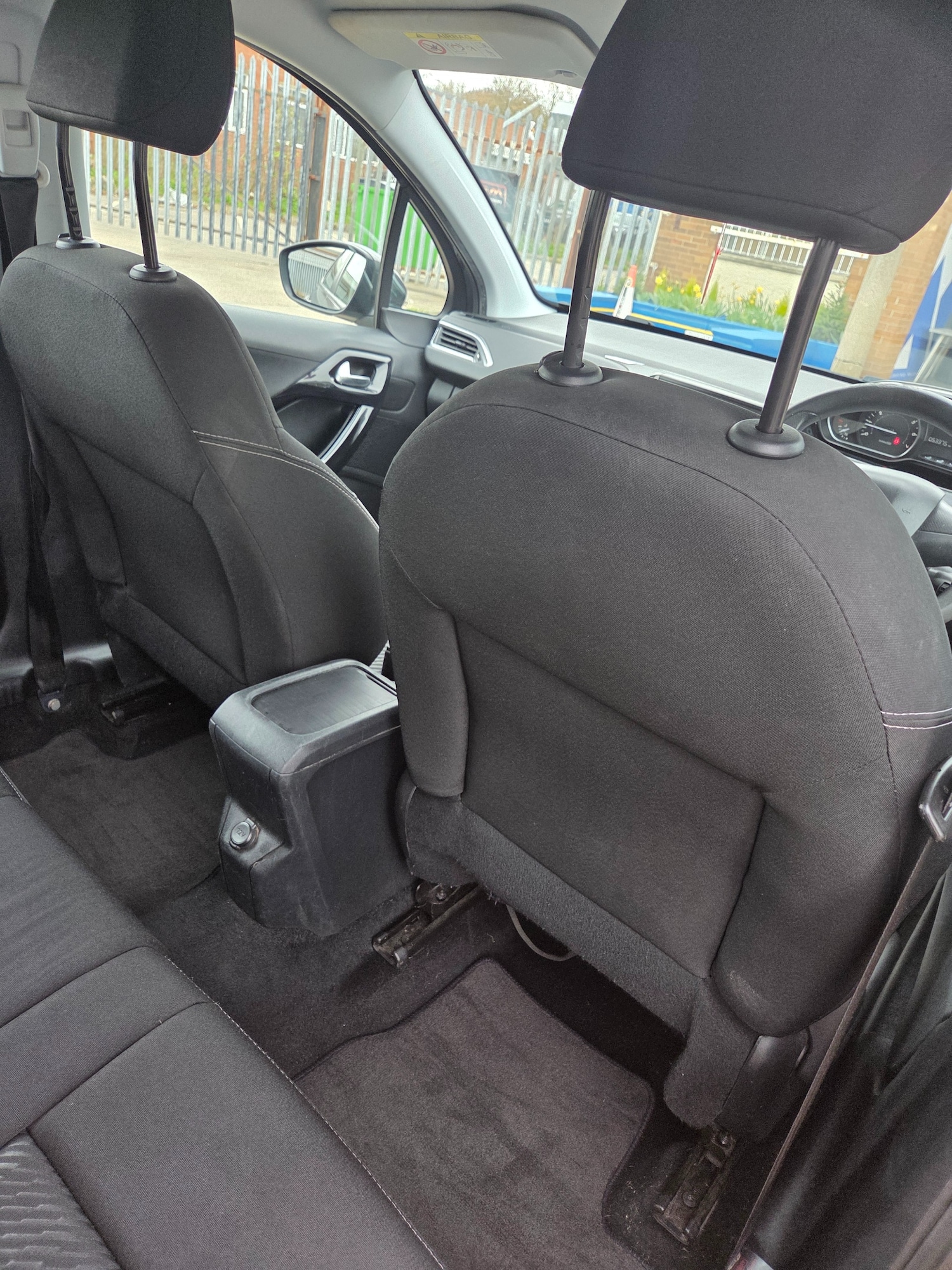 Used Peugeot 2008 2017 for sale - 78139447: Photo 5