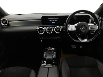 Used Mercedes-Benz CLA 2023 for sale - 76062949: Photo 2