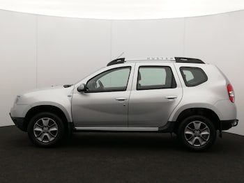 Used Dacia Duster 2017 for sale - 79126904: Photo